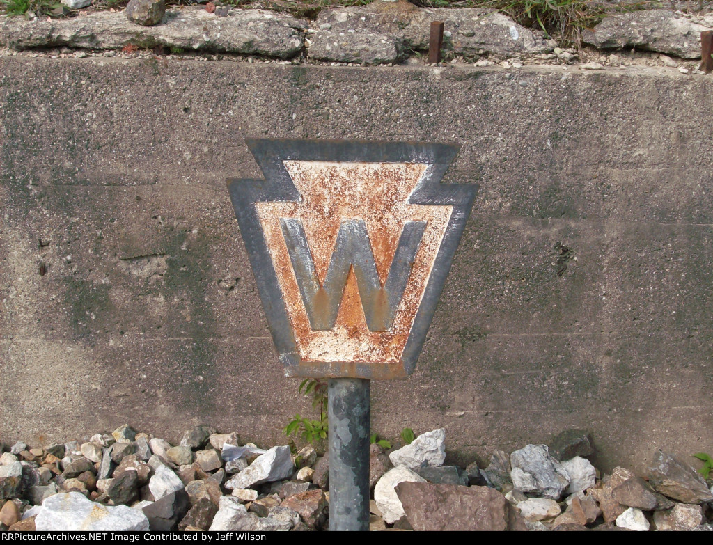 PRR whistle sign