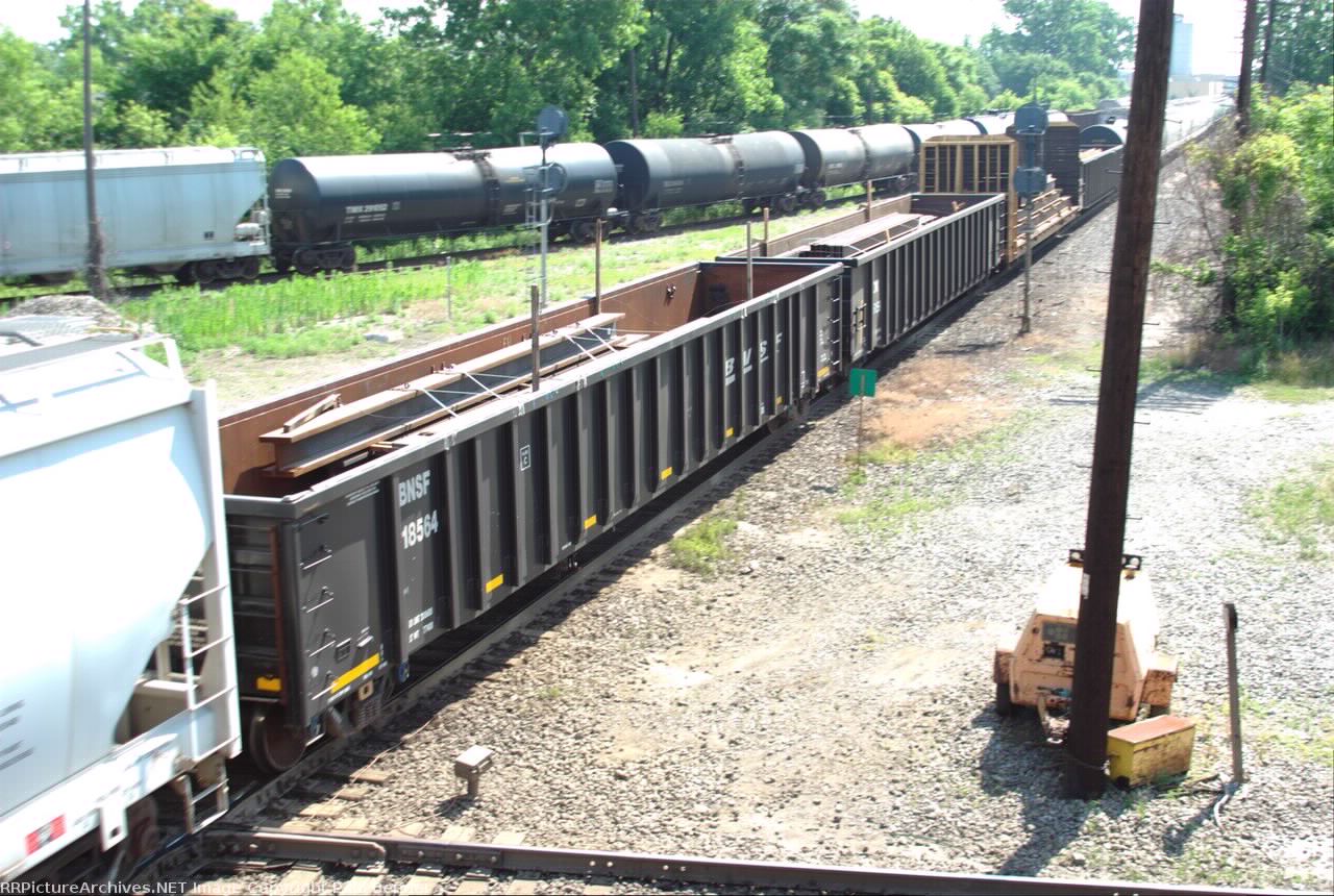 BNSF 18564