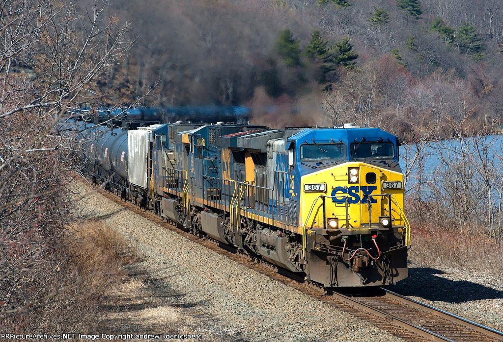 CSX GE AC44CW 367