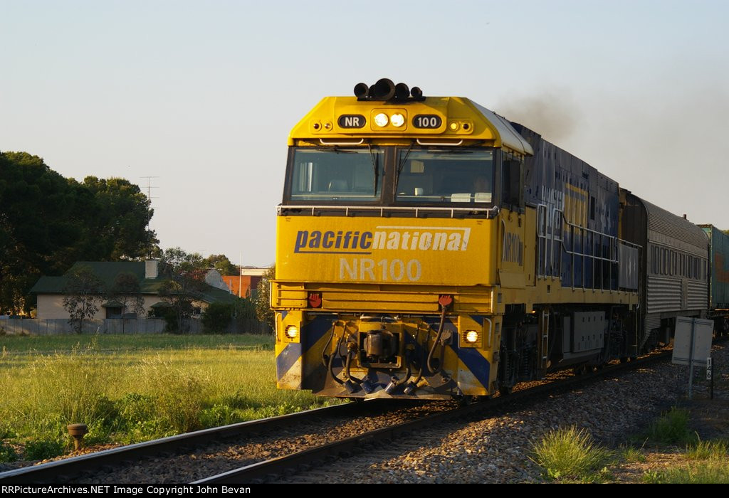 Pacific National Australia NR(00 with crew car