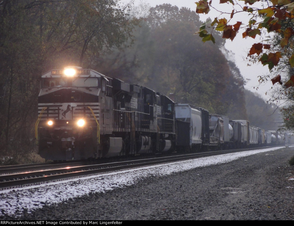 Westbound at CP Rade