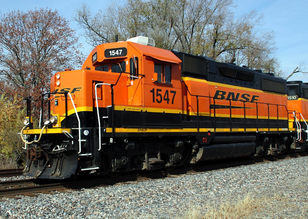 BNSF 1547 GP28-2P