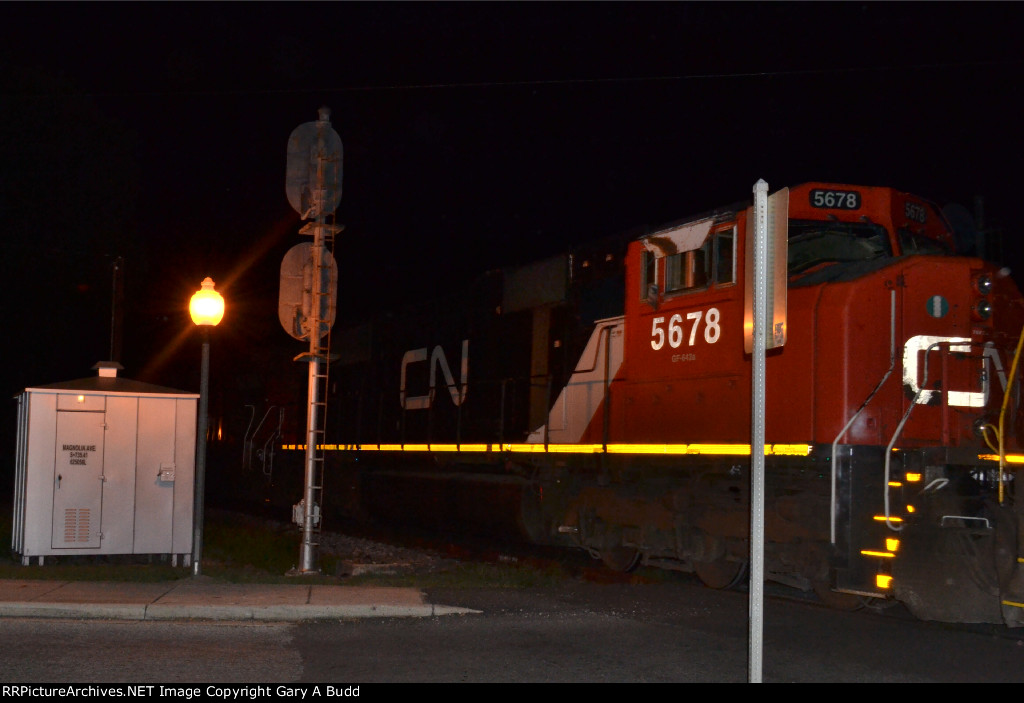 CANADIAN NATIONAL SD75I 5678