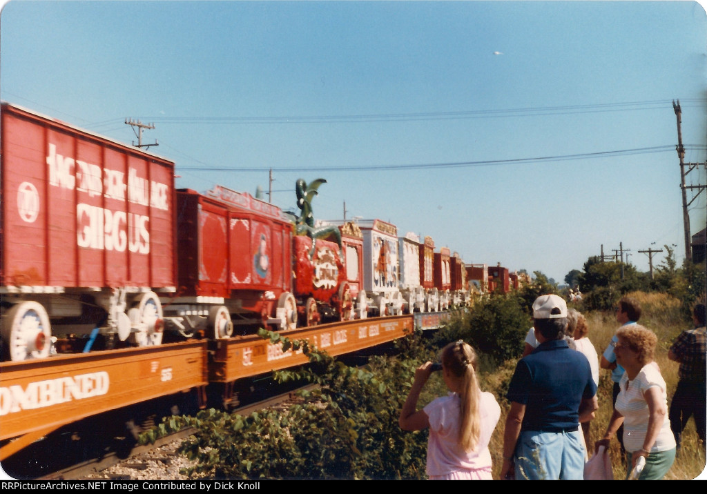 Circus 85-8
