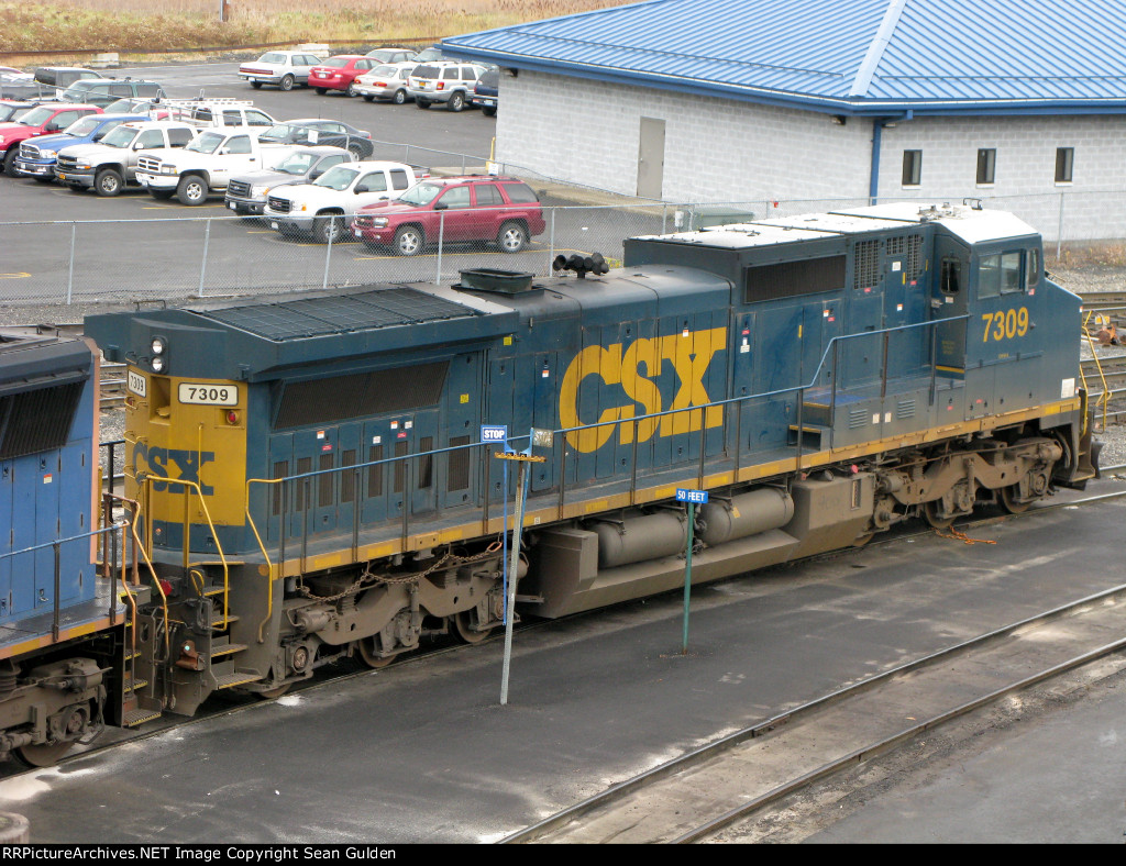 CSXT GE C40-8W 7309