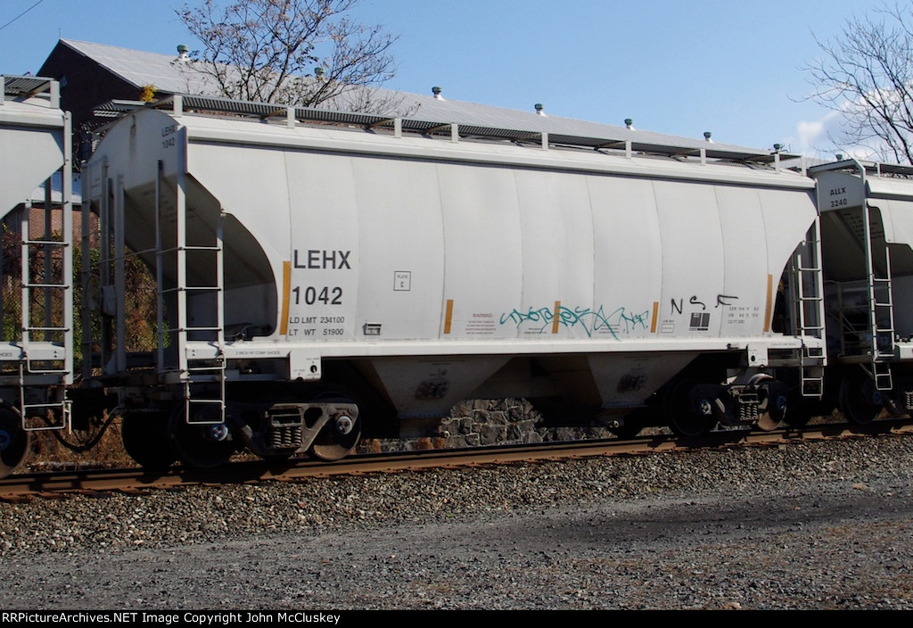 LEHX 1042