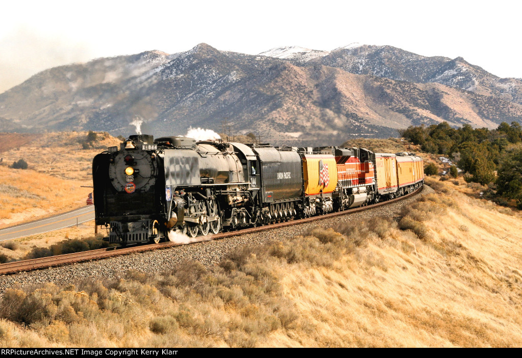 UP 844 with the Tintic Mountains in the background