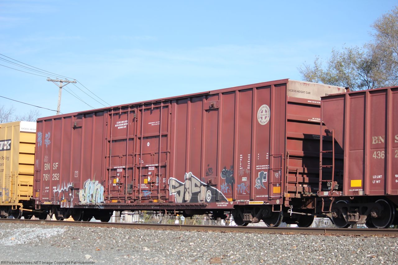 BNSF 761252