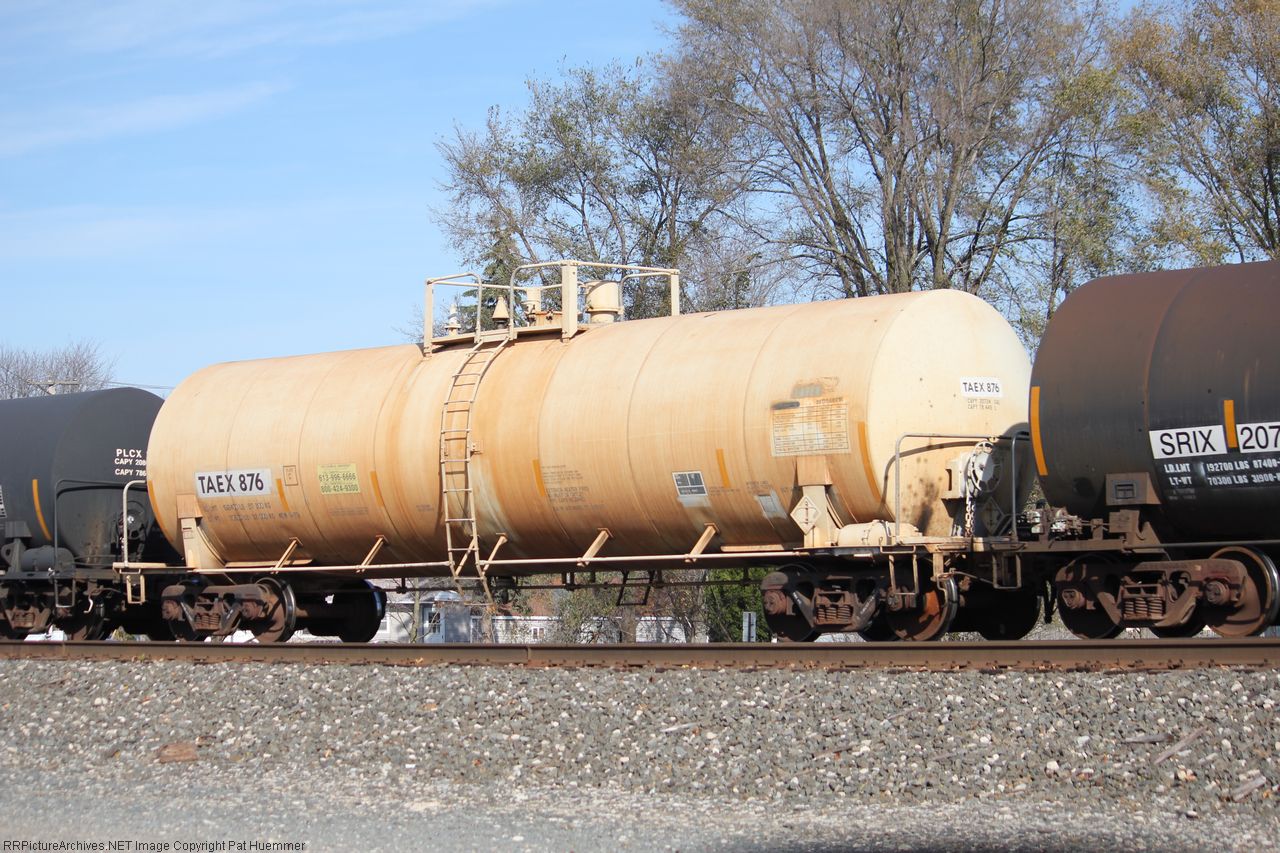 TAEX 876