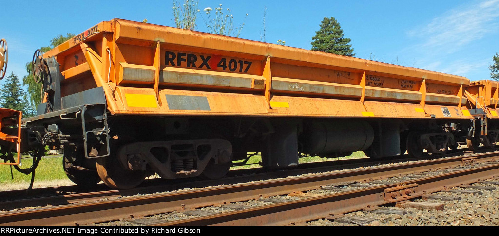 RFRX 4017 Side Dump