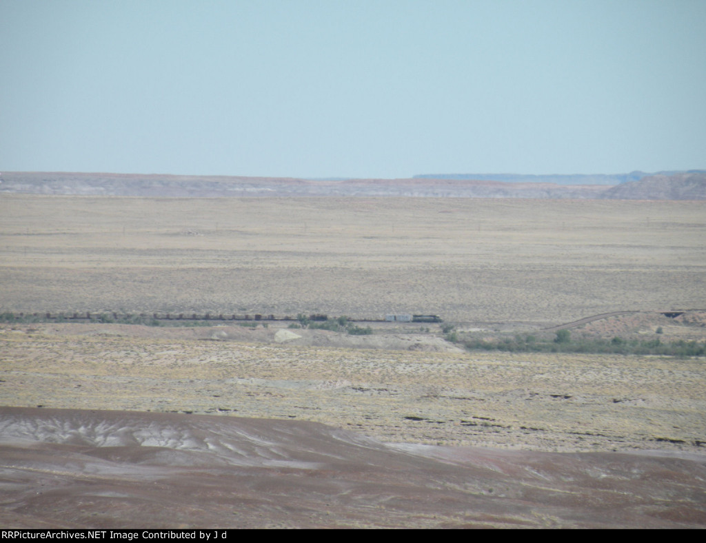 BN 70MAC on rail train