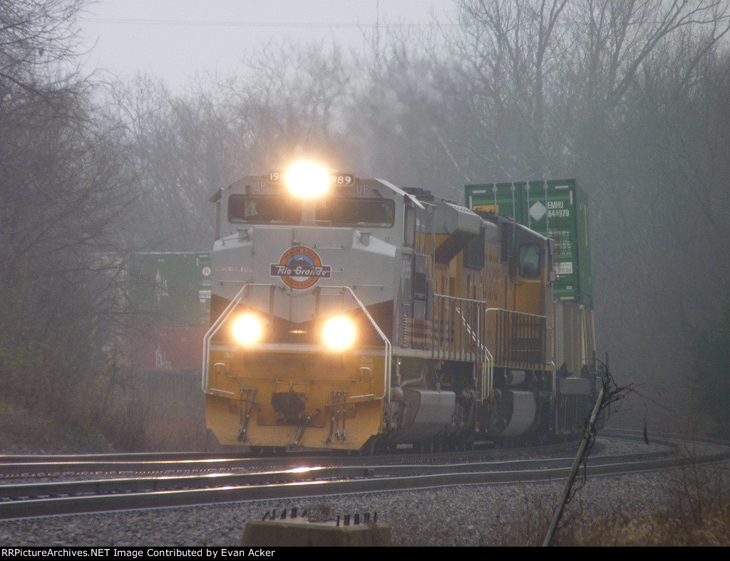 UP 1989 rounding the bend
