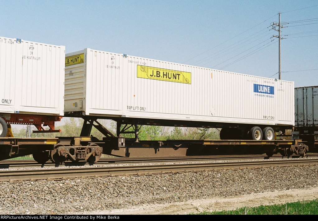 J B Hunt / Uline
