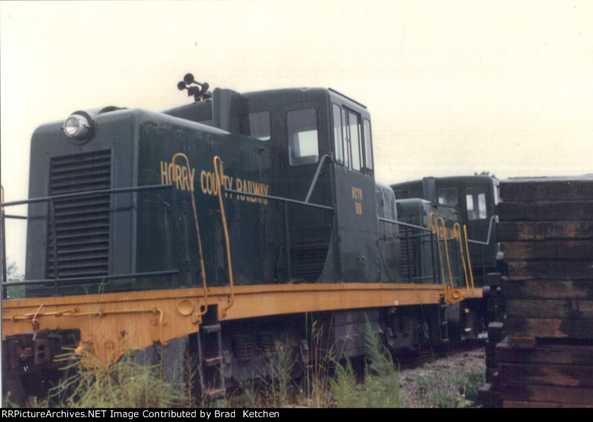 GE tonners tied up at Conway.