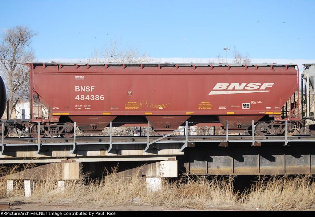 BNSF 484386