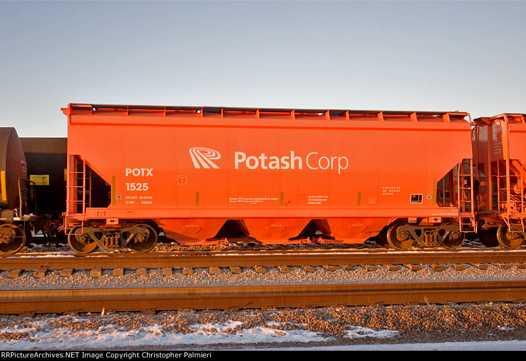 POTX 1525