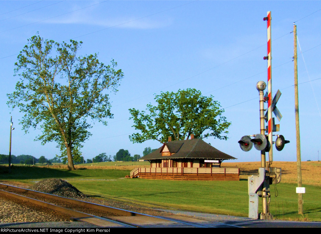 Restored ex-N&W Station on NS Main