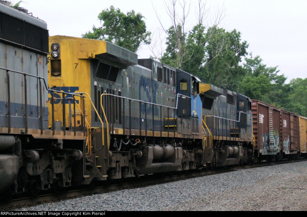 CSX 7 Q418