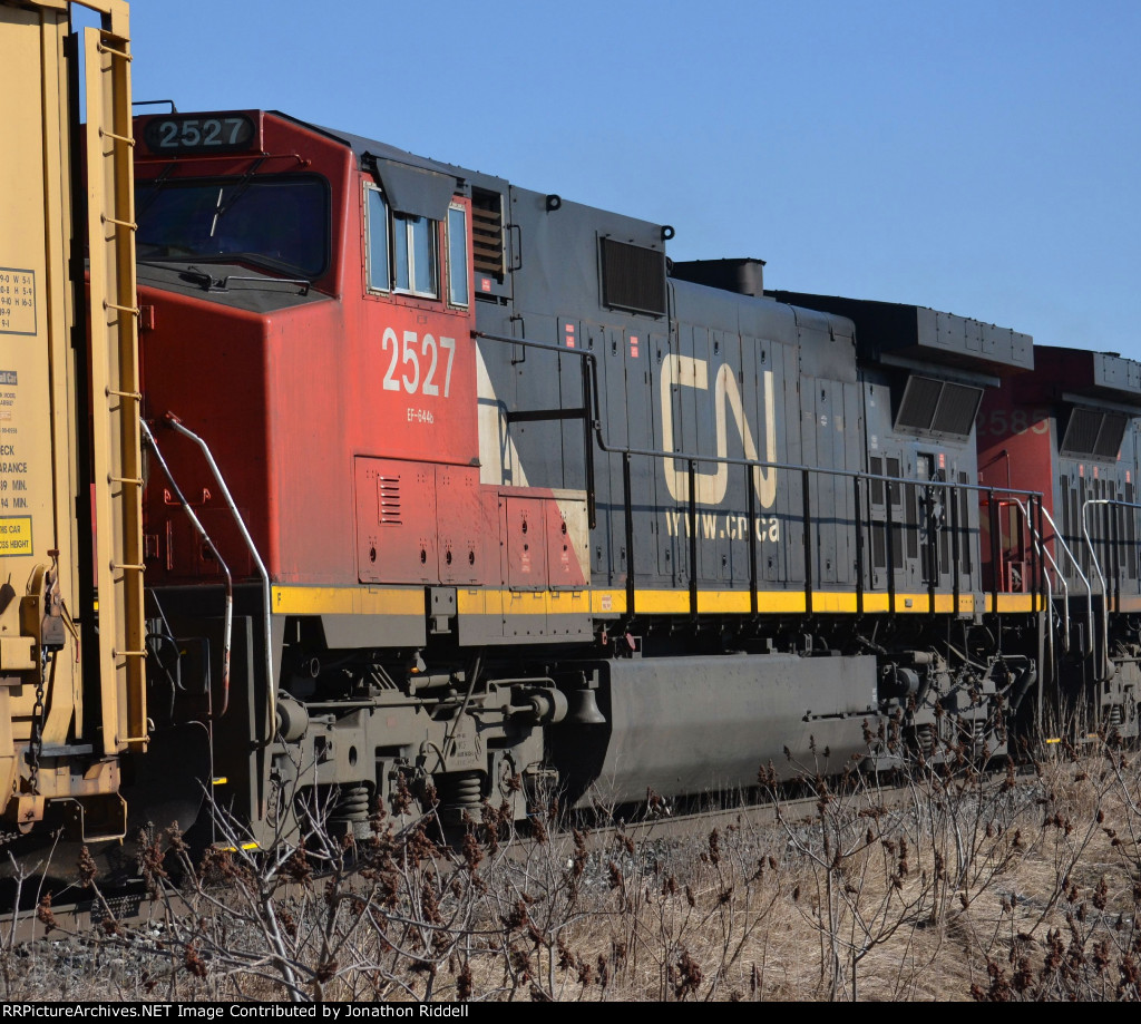 CN 2527