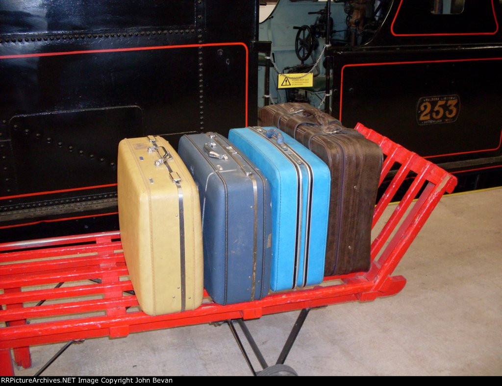 Luggage trolley