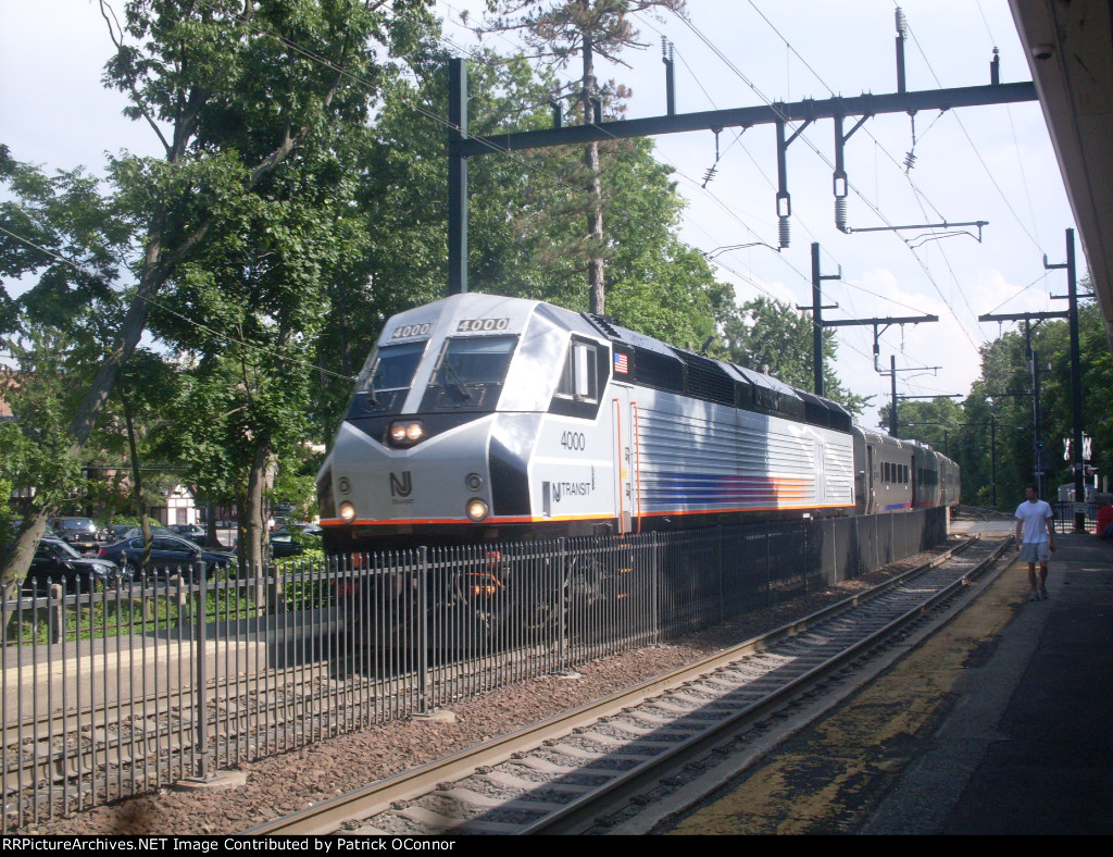 PL42AC rolling through