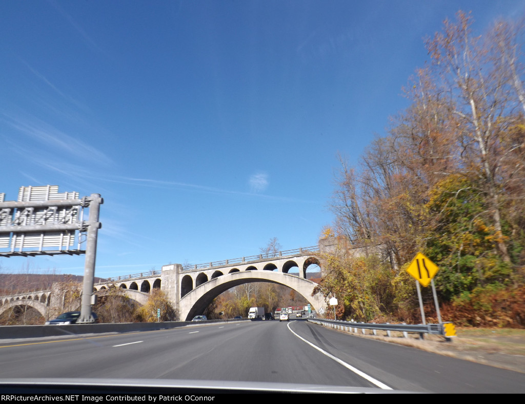 DL&W Cutoff Delaware Viaduct