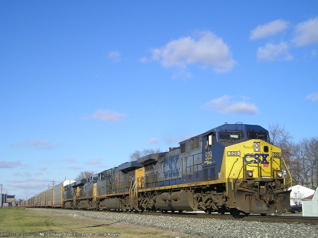 CSXT 529 On CSX Q 321