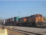 BNSF 4504 EAST