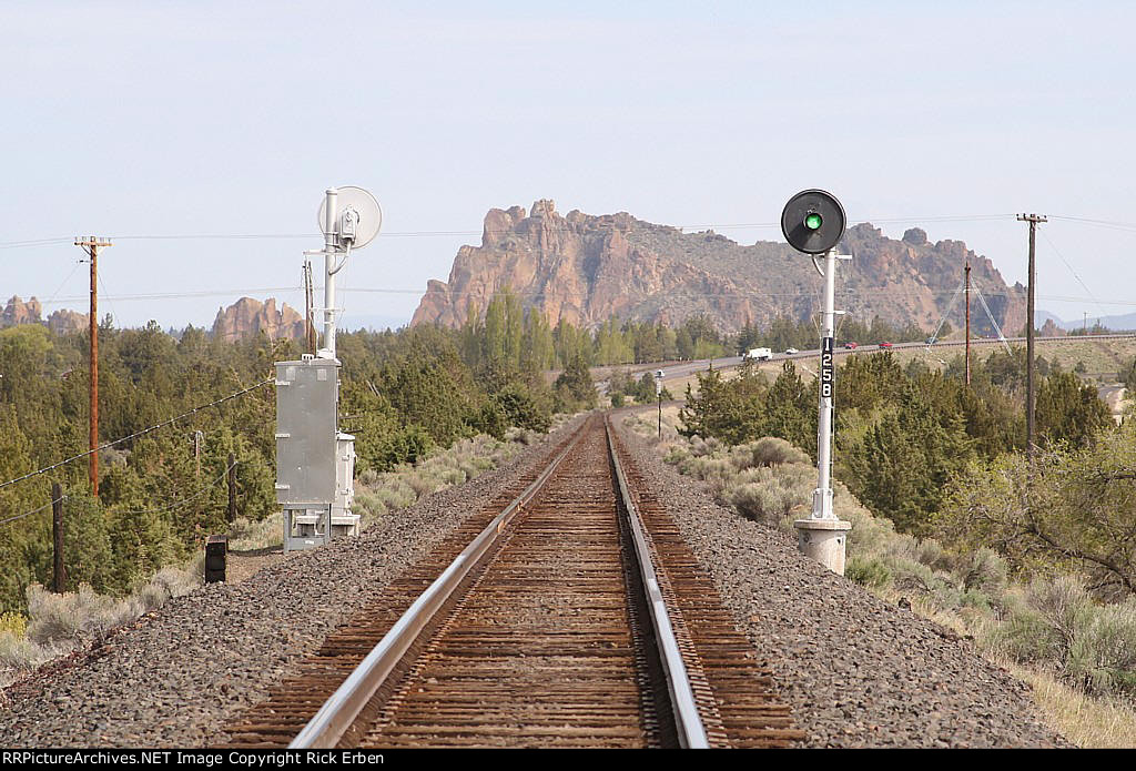 Oregon Trunk Searchlights