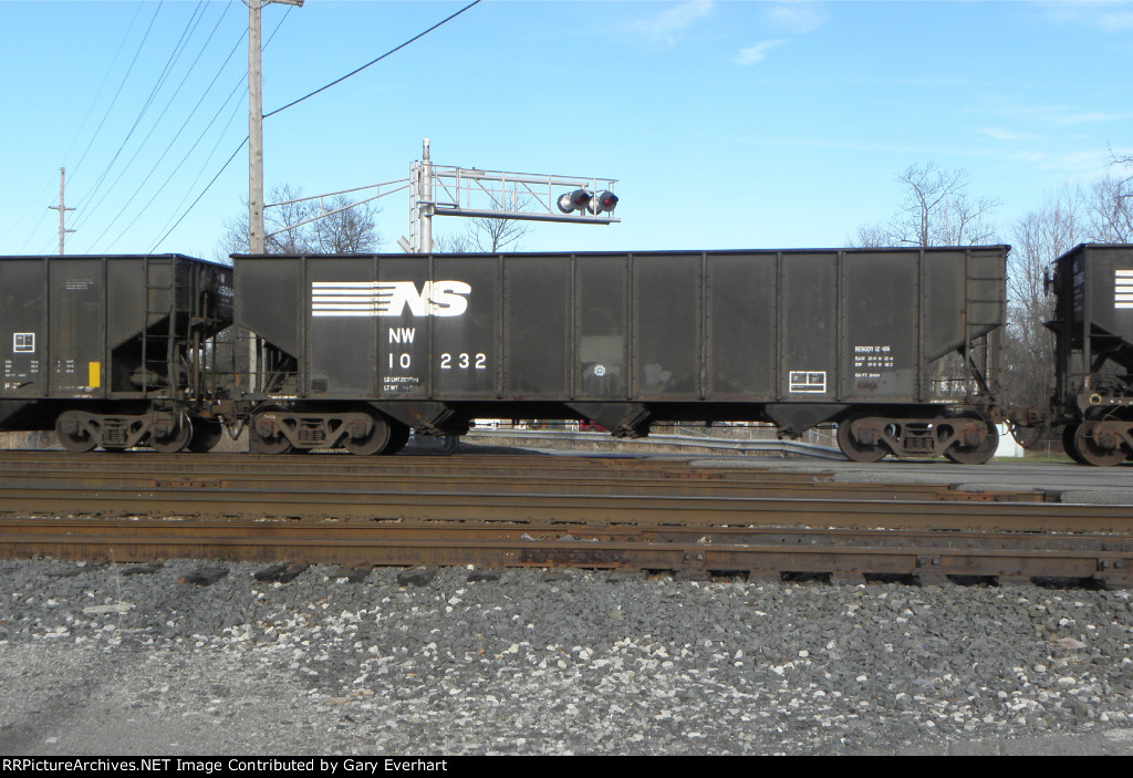 NW 10232