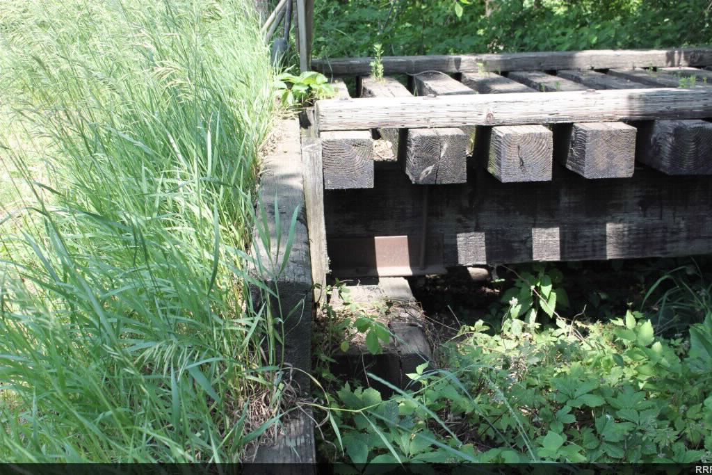 Abandoned Ex CMStP&P Bridge over the Maple River