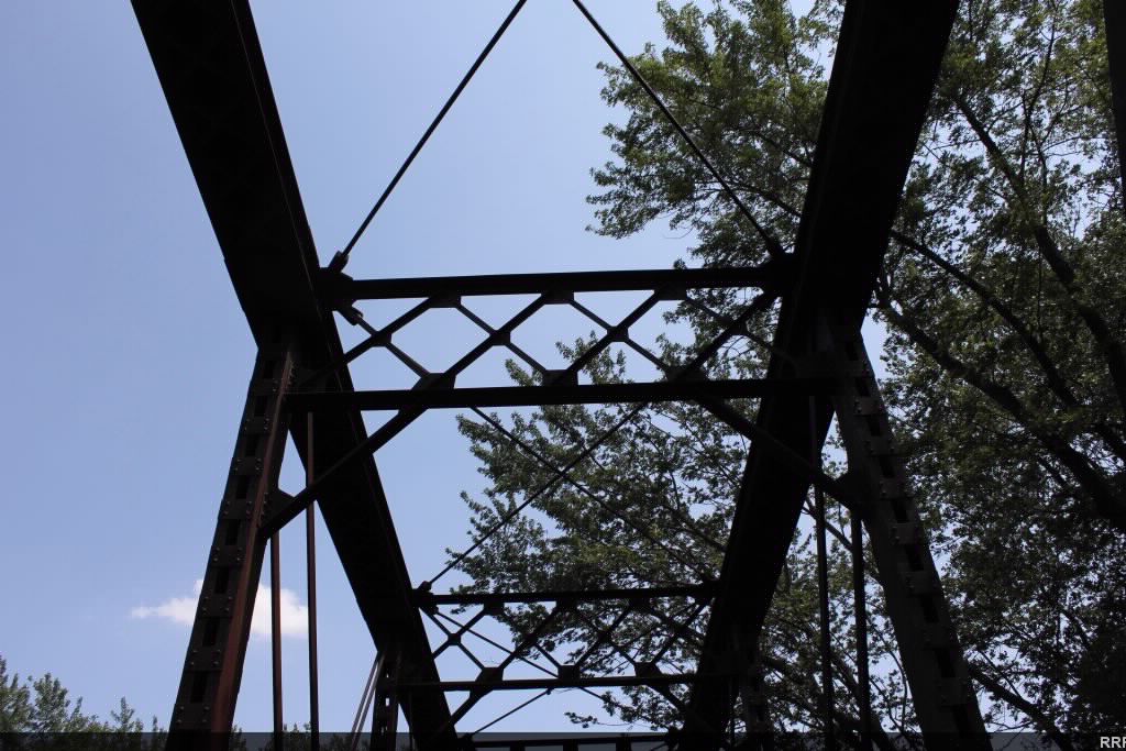 Abandoned Ex CMStP&P Bridge over the Maple River