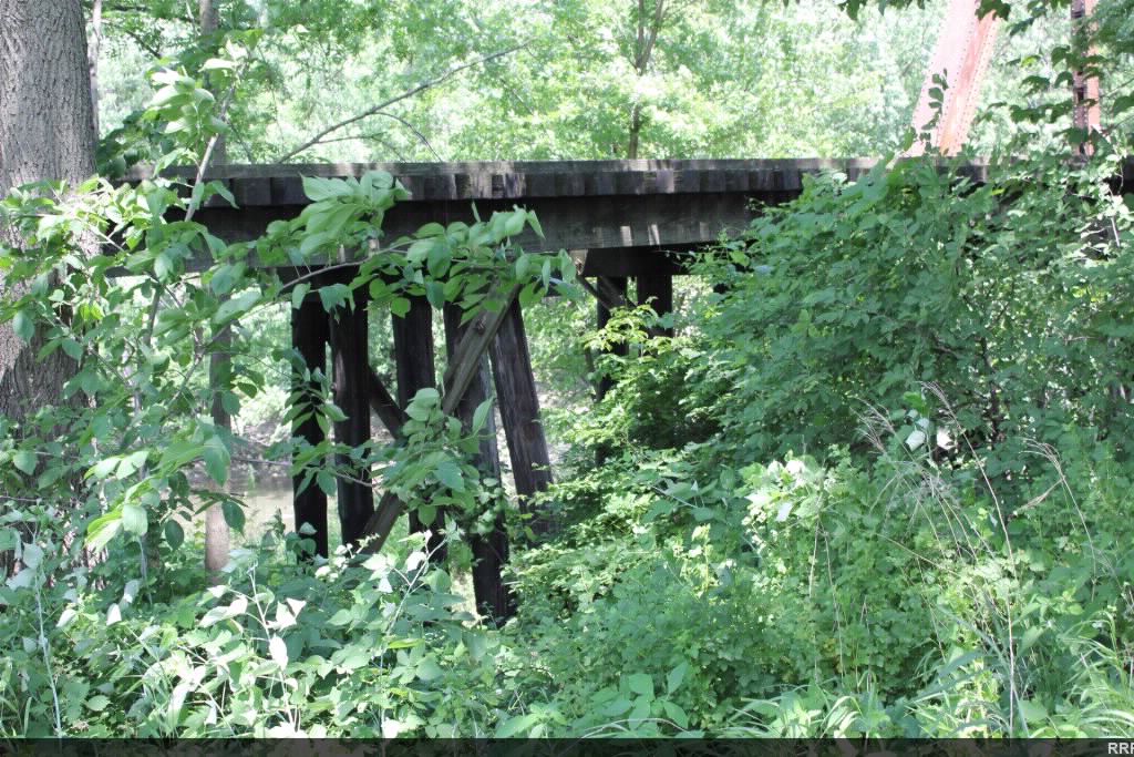 Abandoned Ex CMStP&P Bridge over the Maple River