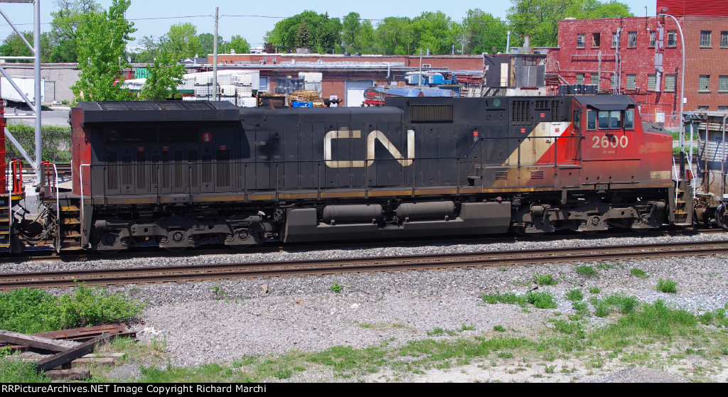 CN 2600