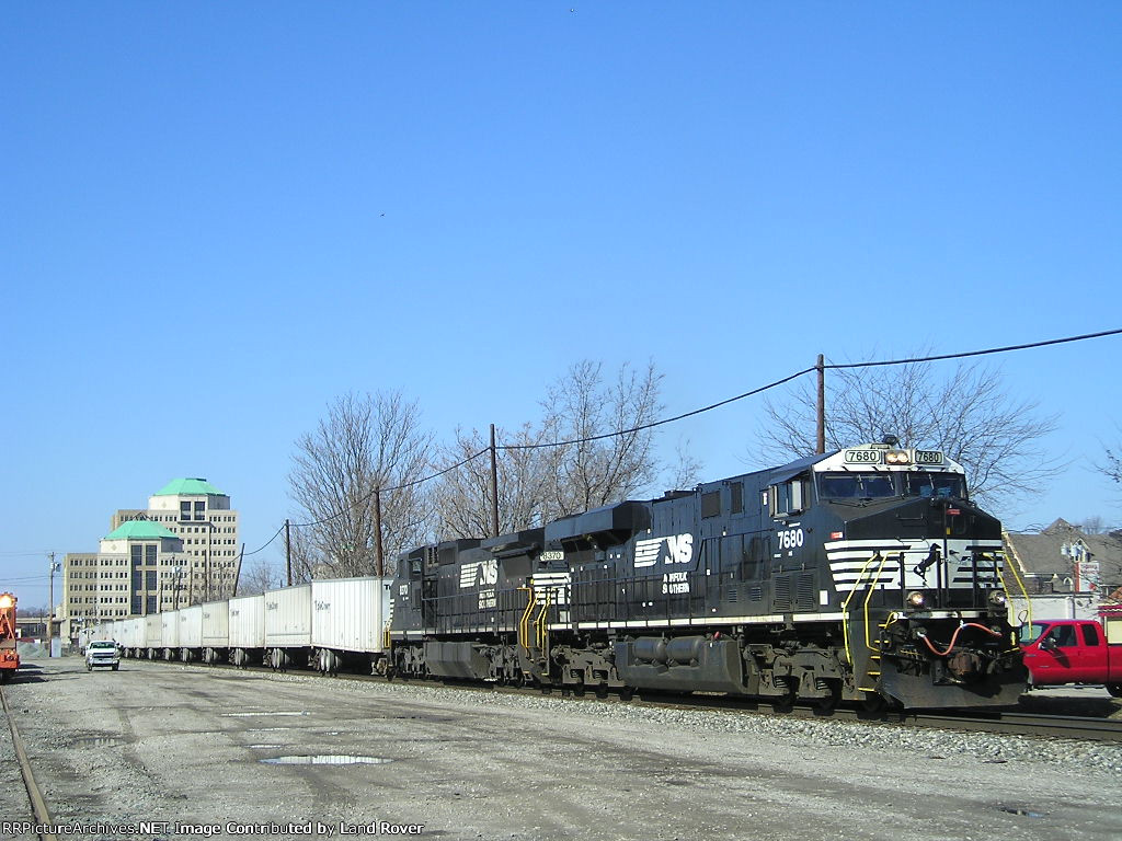 NS 7680 On NS 251 Eastbound