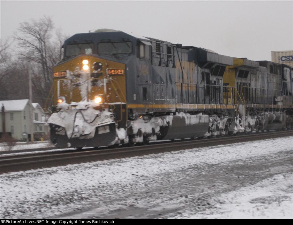 CSX 5494 and CSX 88 Escape Western NY Blizzard