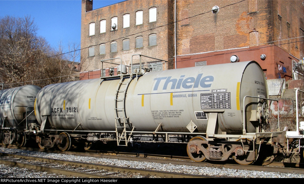 ACFX 79121 in Thiele paint