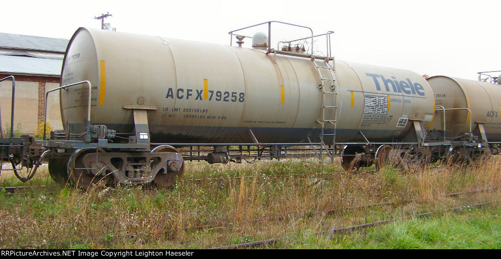 ACFX 79258 in Thiele paint