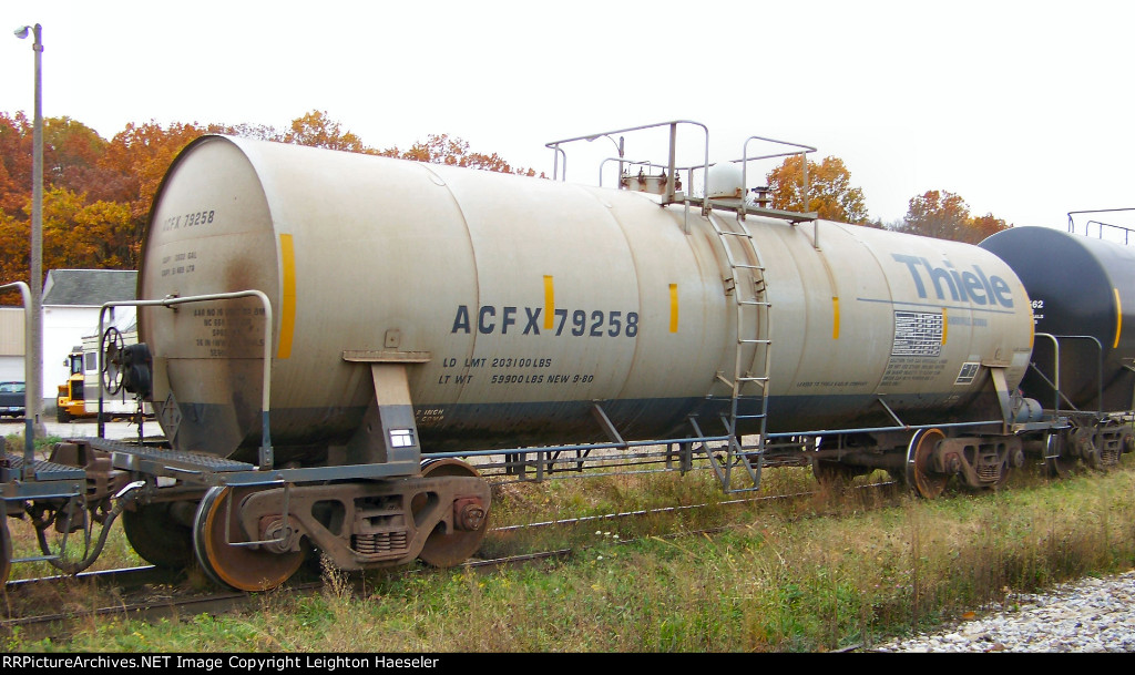 ACFX 79258 in Thiele paint