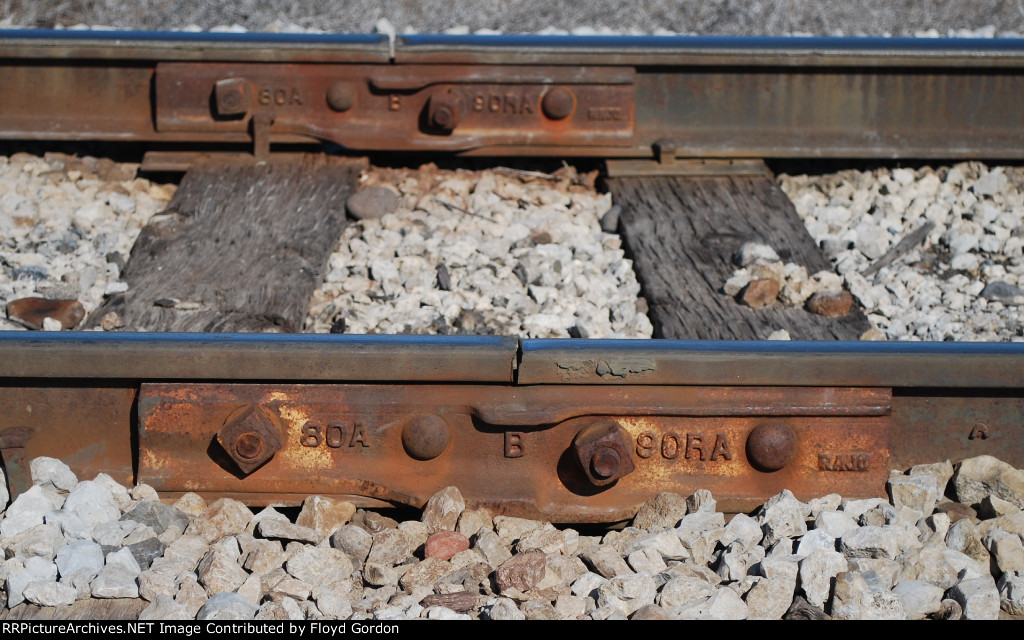 Compromised Joint Bar of 90 LBS returns to 75 LBS Rail.