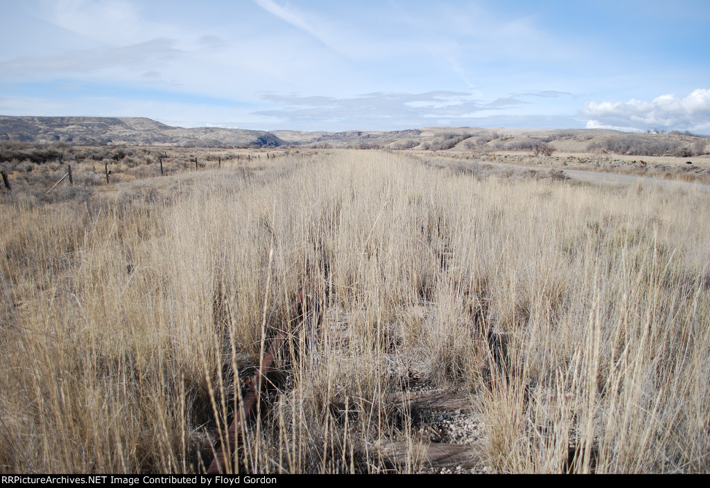Former Oregon Eastern route up Canyon in distance