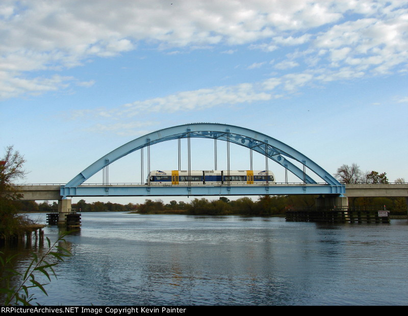 RiverLINE Rancocas Creek crossing