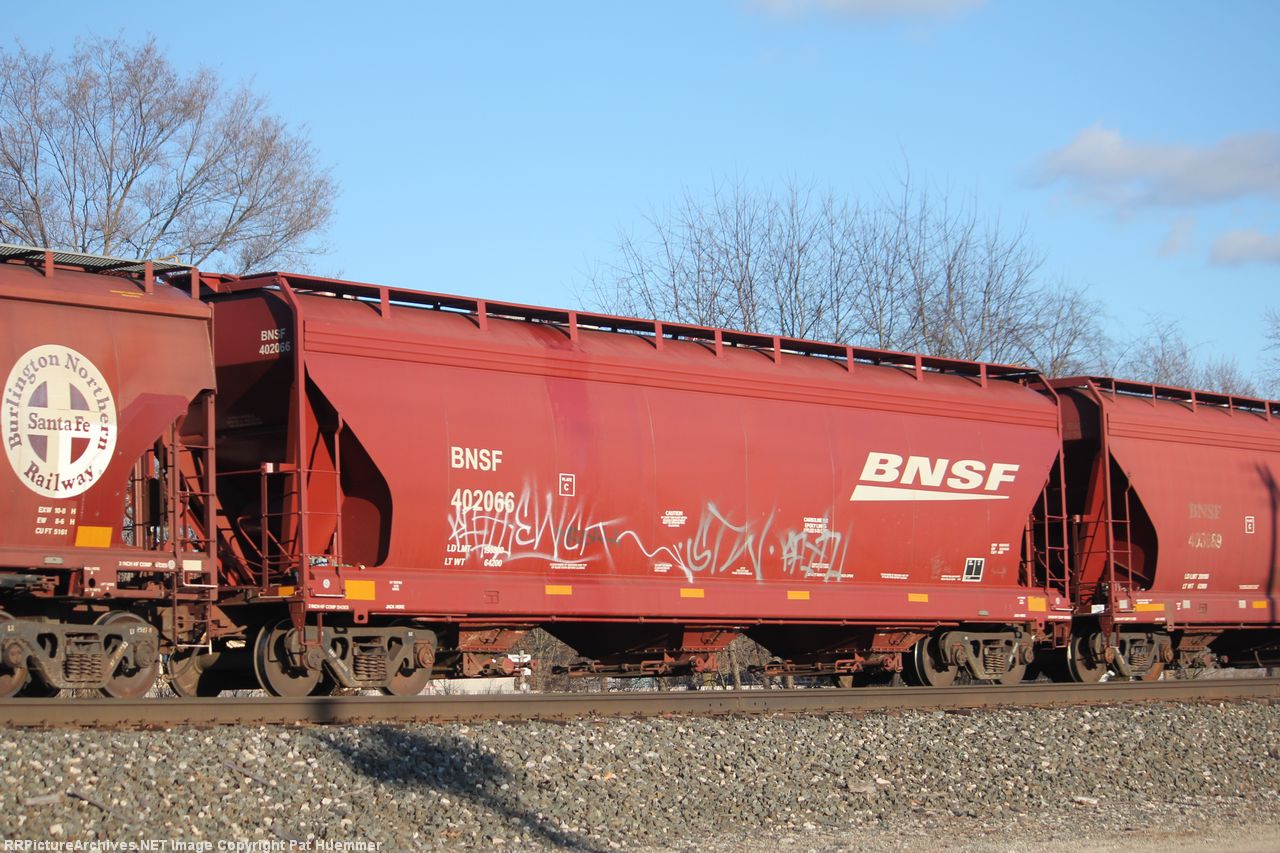 BNSF 402066