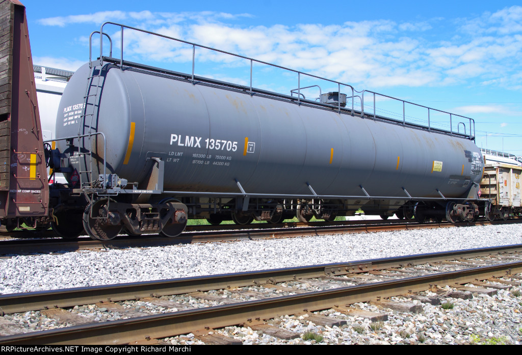 PLMX 135705