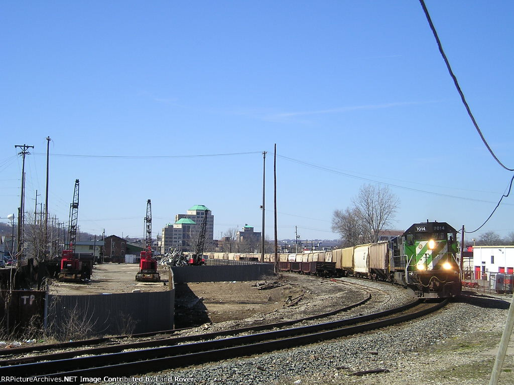 HLCX 7014 On CSX K 803