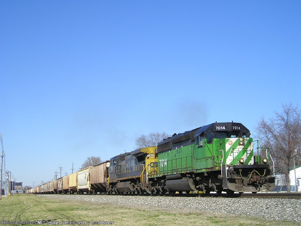HLCX 7014 On CSX K 803