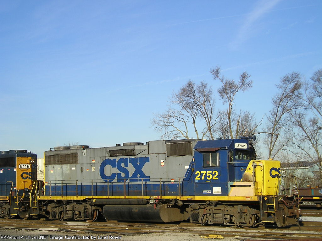 CSXT 2752
