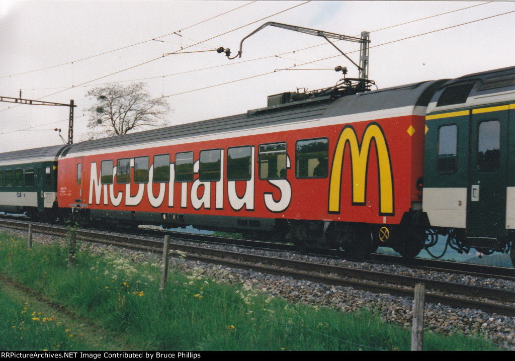 SBB (Swiss Federal Railways) WR - McDonalds Diner - 1999