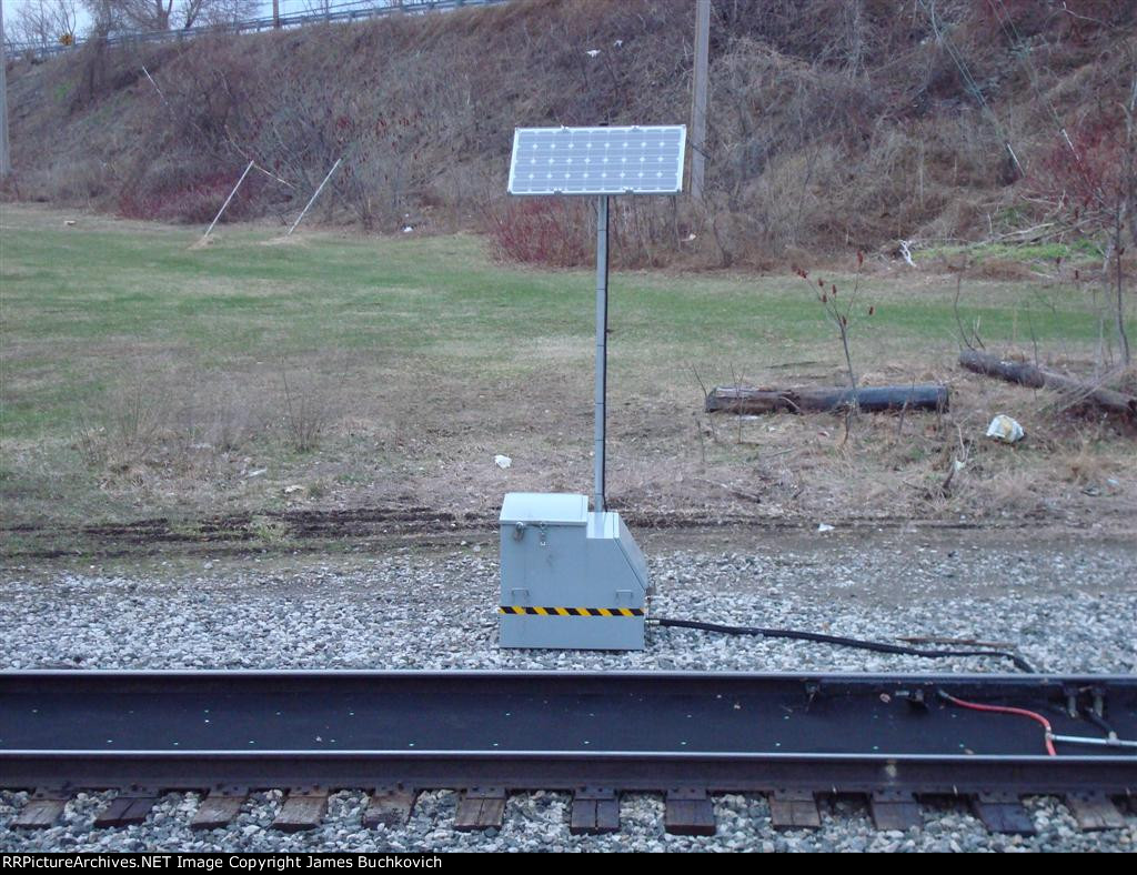 Solar-powered lubrication system