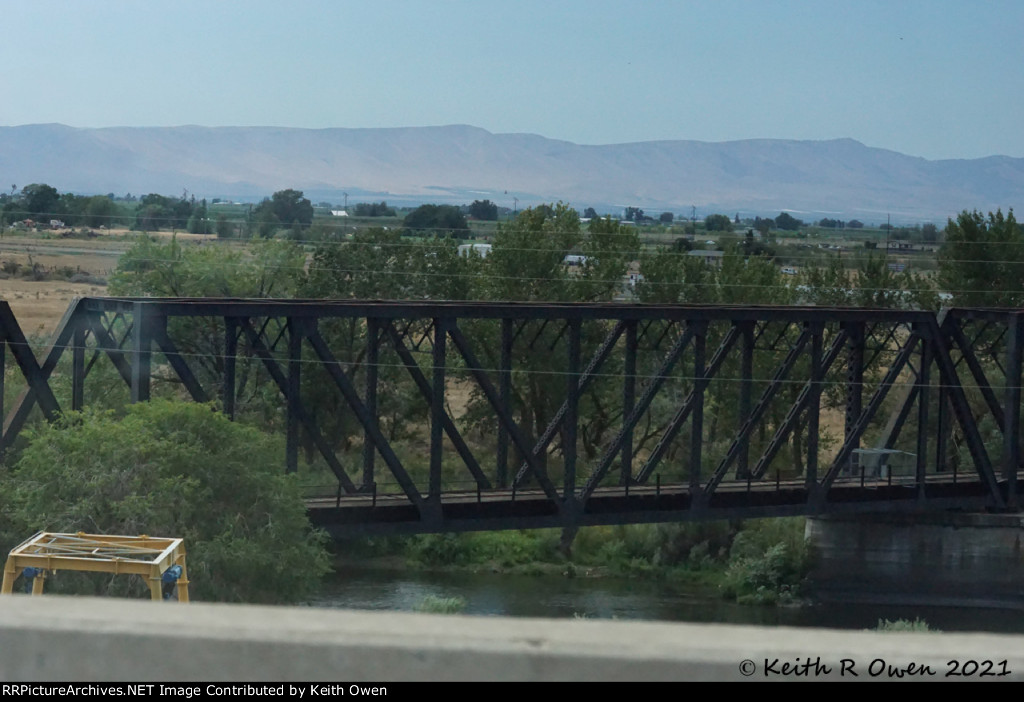 UP Bridge Over the Yakima River